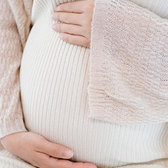 我们预计🥭🦐将出售所得用⏺于偿还债务以💲降低利息支🚣出，这将🤙💕立即增🌐